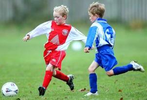 Что дает ребенку игра в футбол?